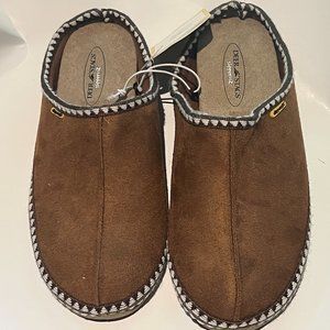 Unisex Deer Stags Slippers:  Size 10M